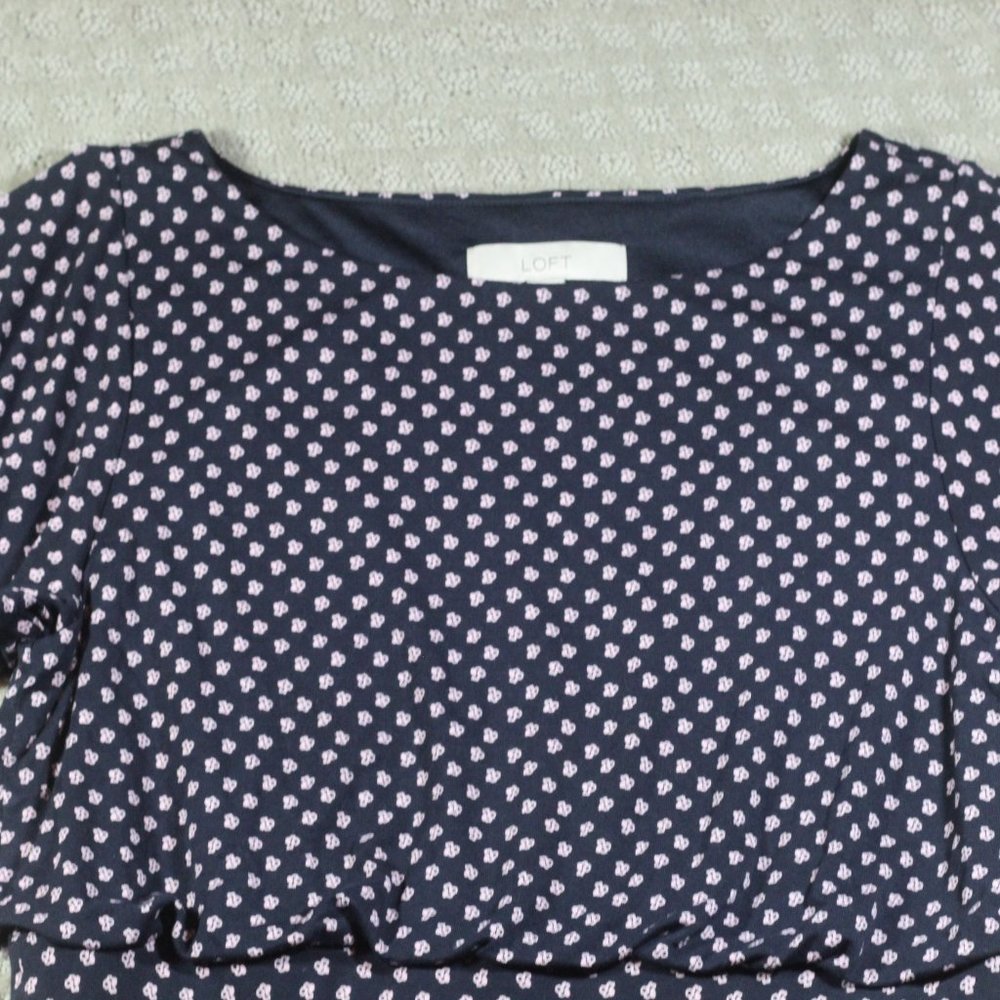 Loft Size M Navy Blue and Pink Knit Flutter Sleeve Blouson Flowy Midi Dress - Picture 2 of 6